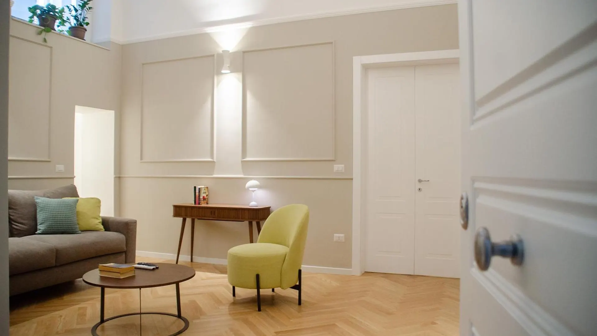 Apulialux - San Lorenzo Luxury Apartment Con Jacuzzi In Centro Brindisi