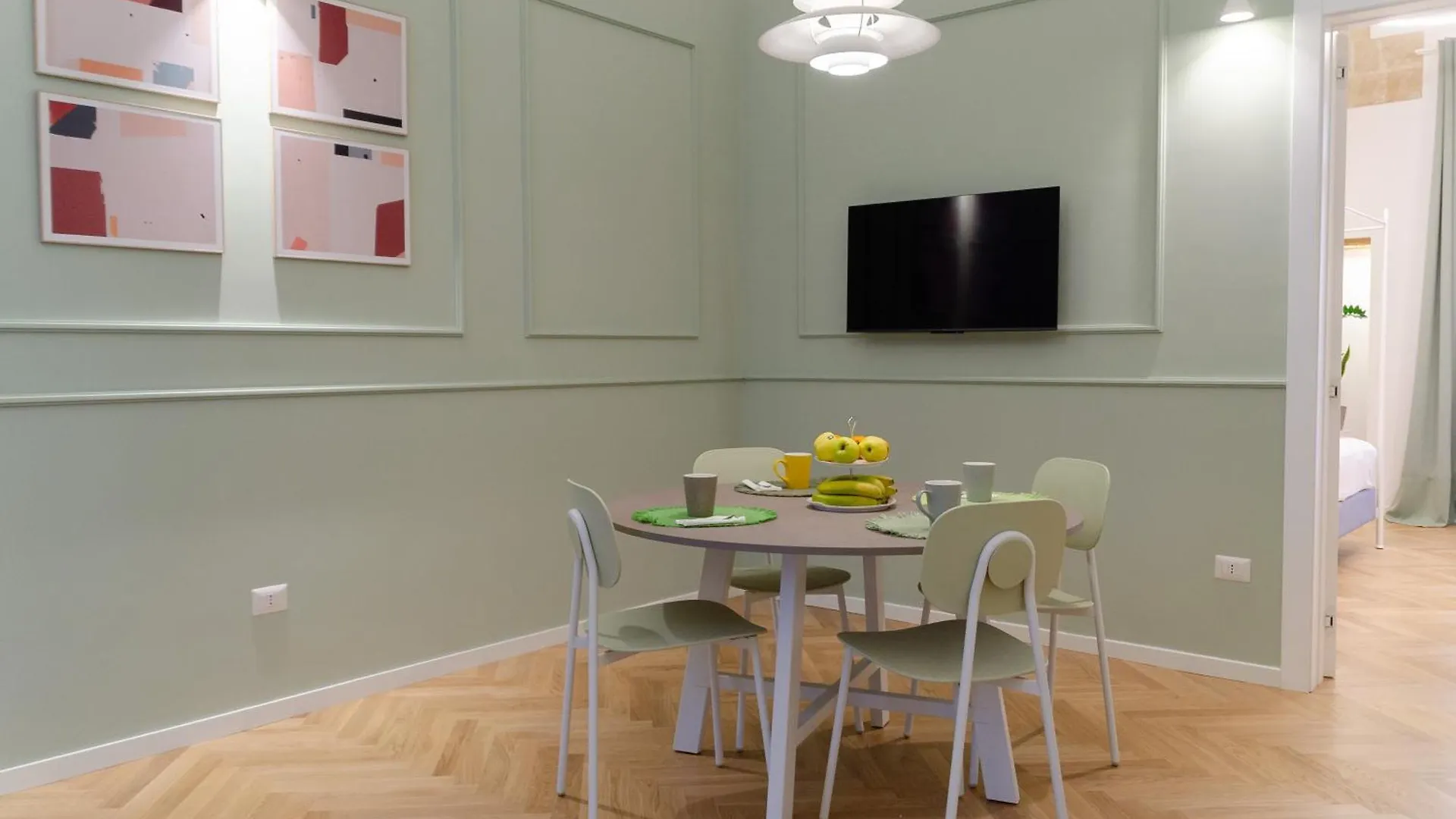 Apulialux - San Lorenzo Luxury Apartment Con Jacuzzi In Centro Brindisi